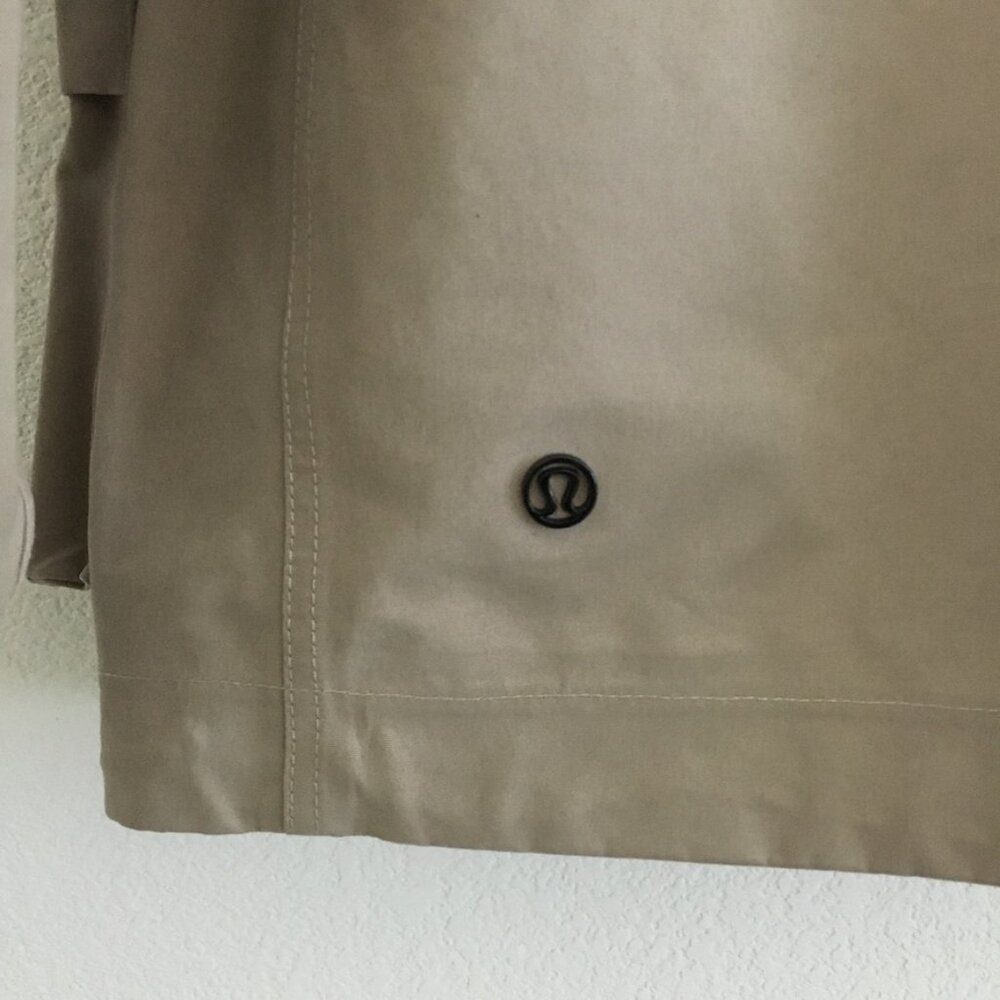 LULULEMON Gathering Storm Short Jacket Womens Size 4 Waterproof Windproof Beige - Picture 13 of 16